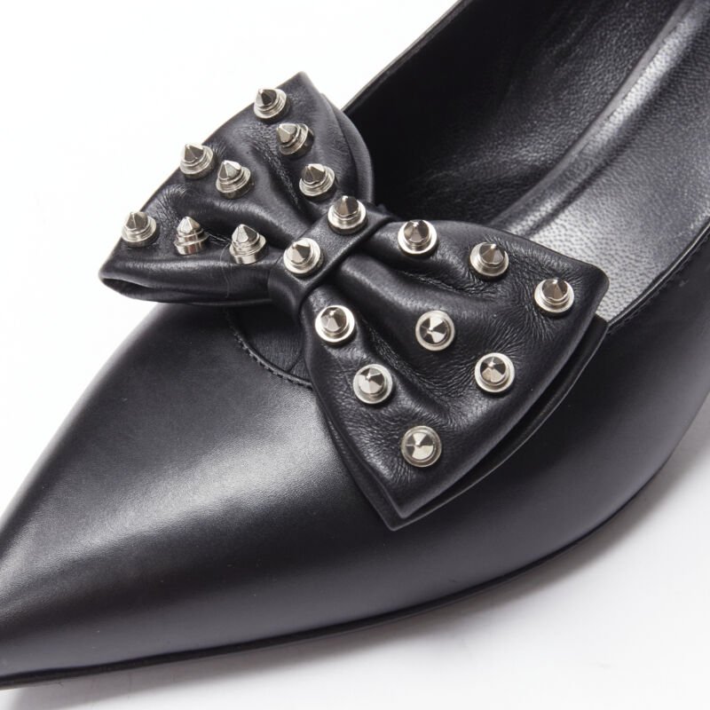Saint Laurent Studded Bow Pumps - Detail 2
