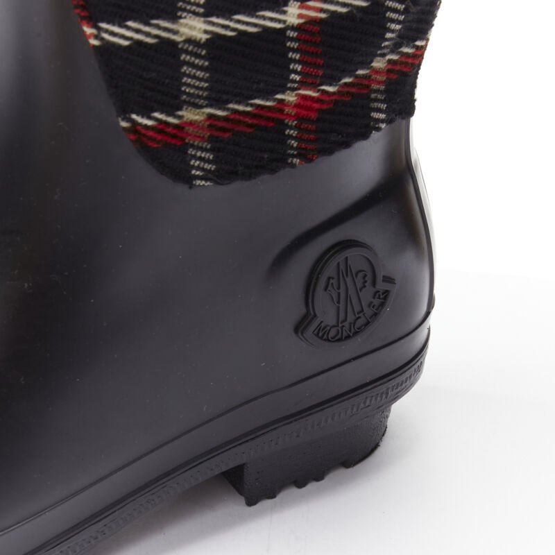 Moncler Gradient Platform Boots - Image 10