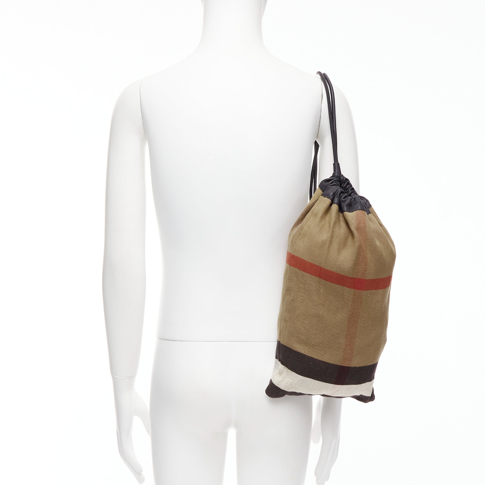 Burberry Cotton sling backpack - Back view