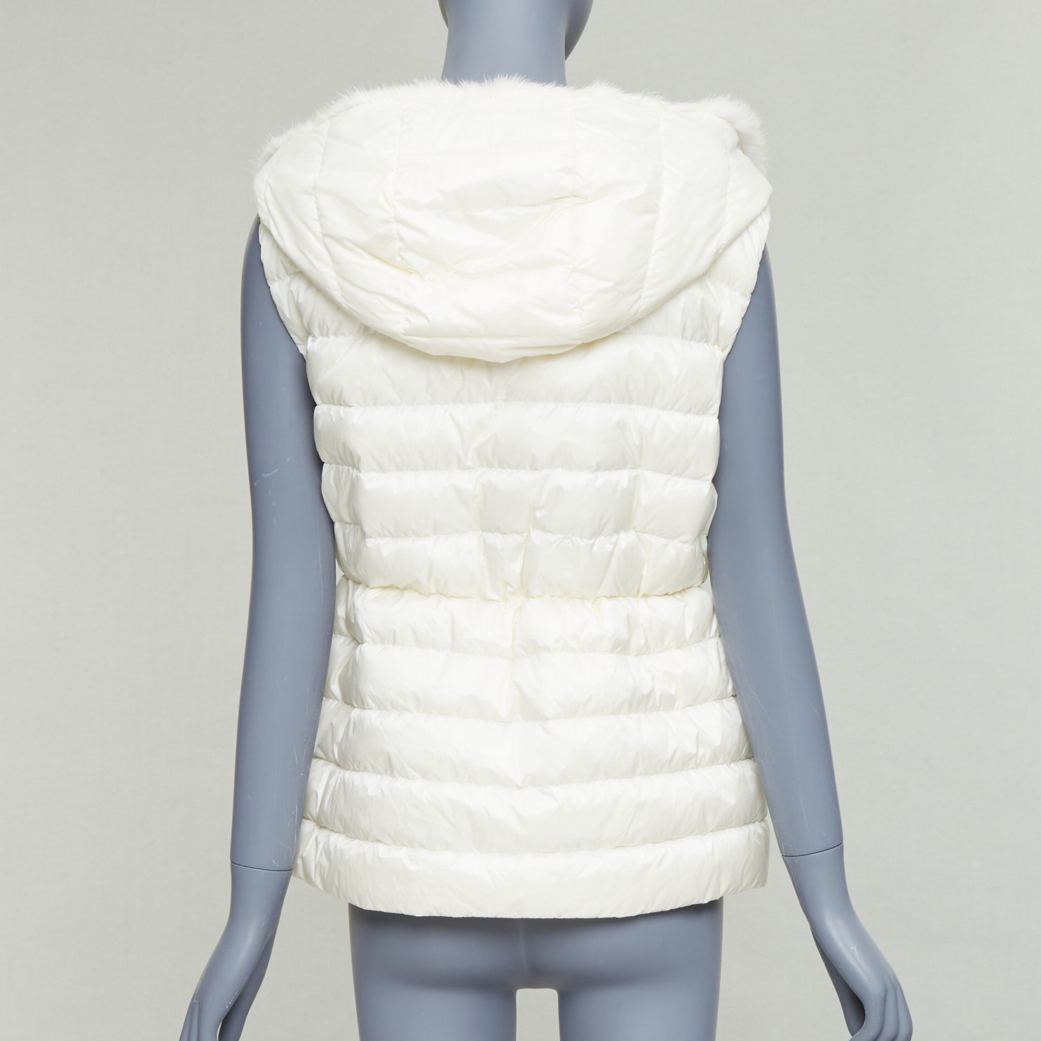 Moncler Beurre Gilet - Side view