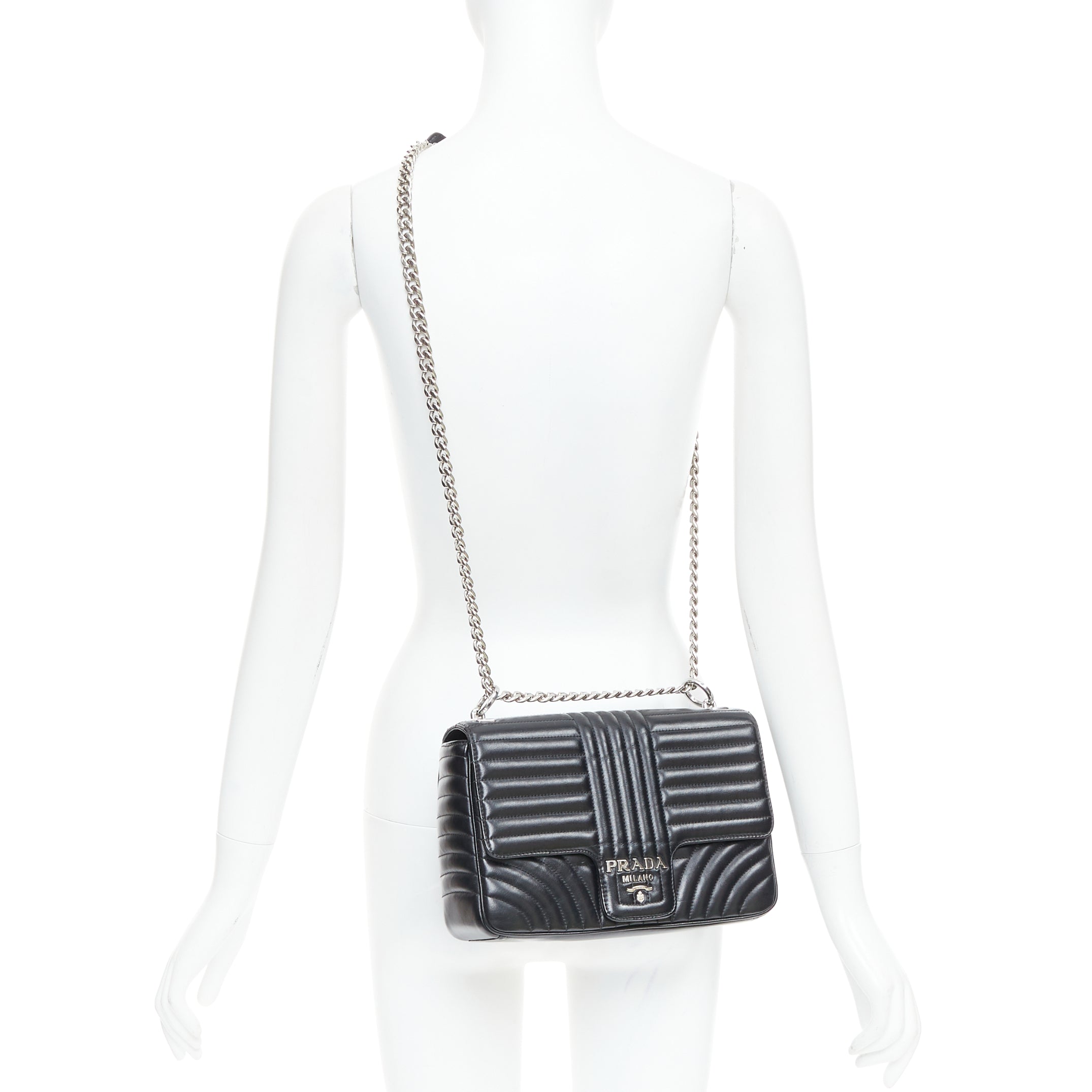 Prada Diagramme - Back view