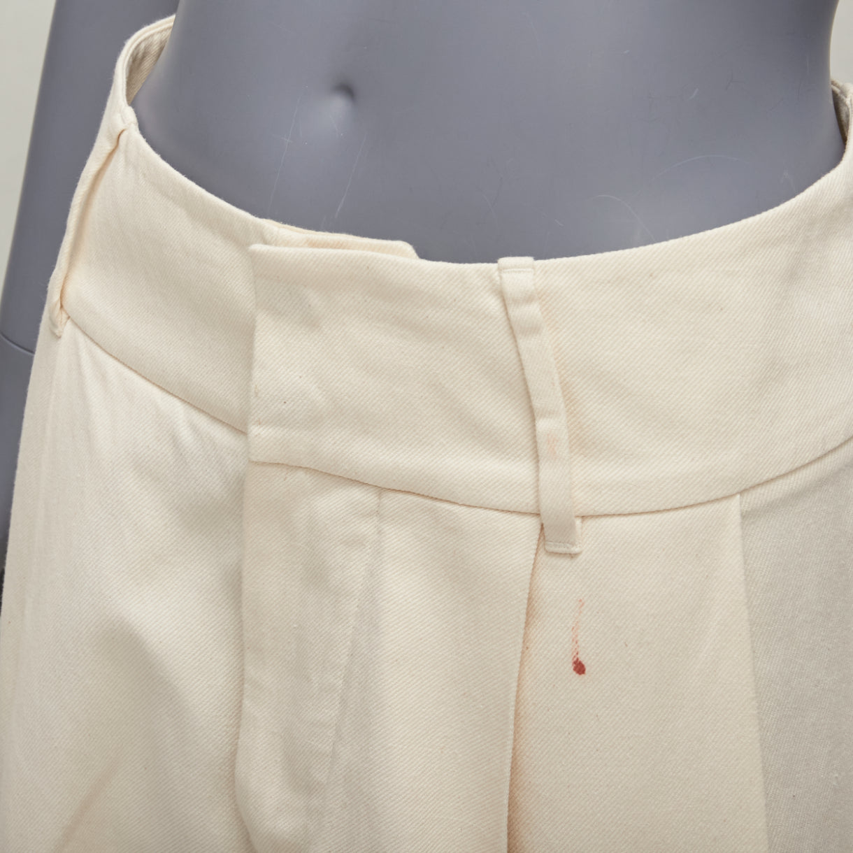 Marni Cargo Pocket Shorts - Back view