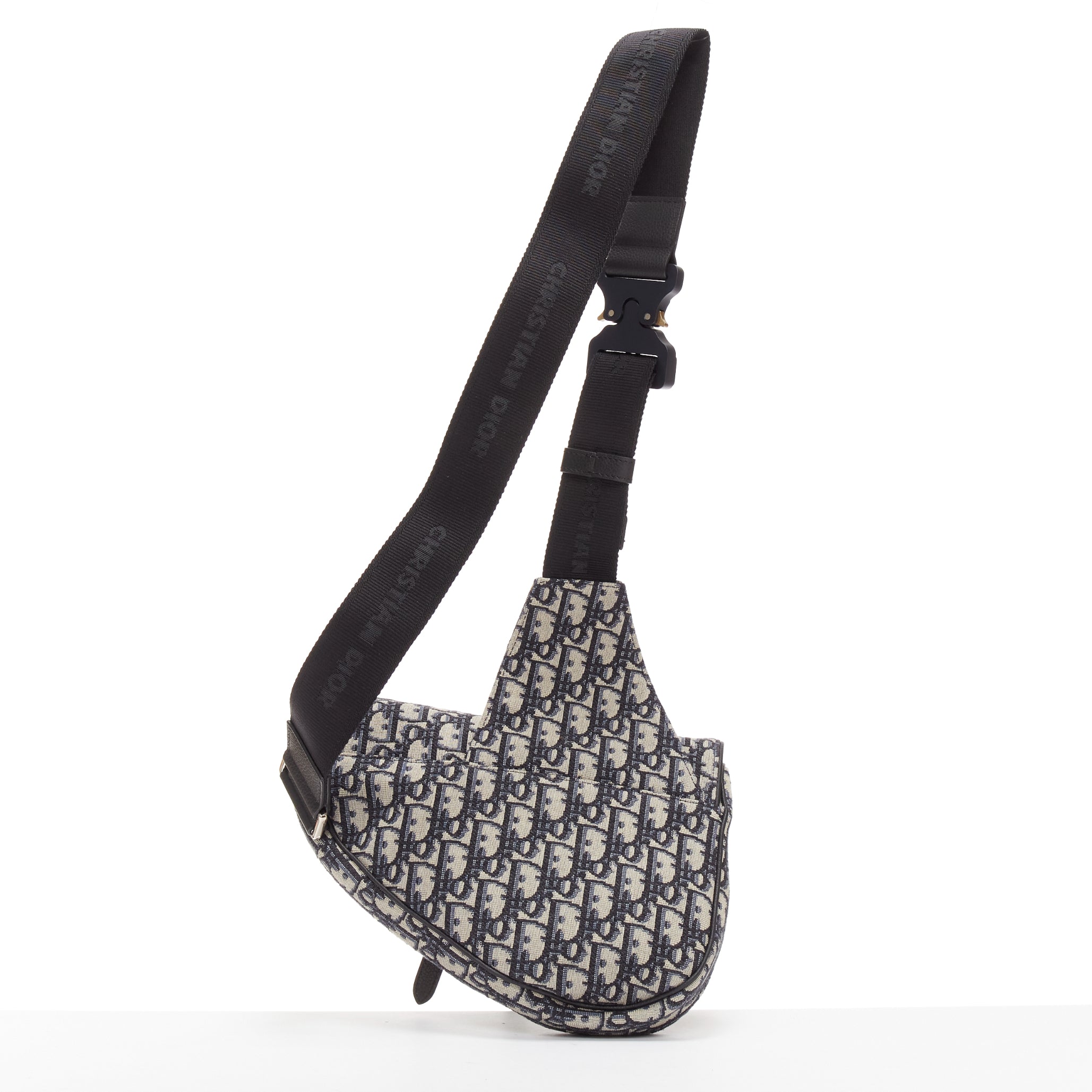 Dior Saddle - Side view