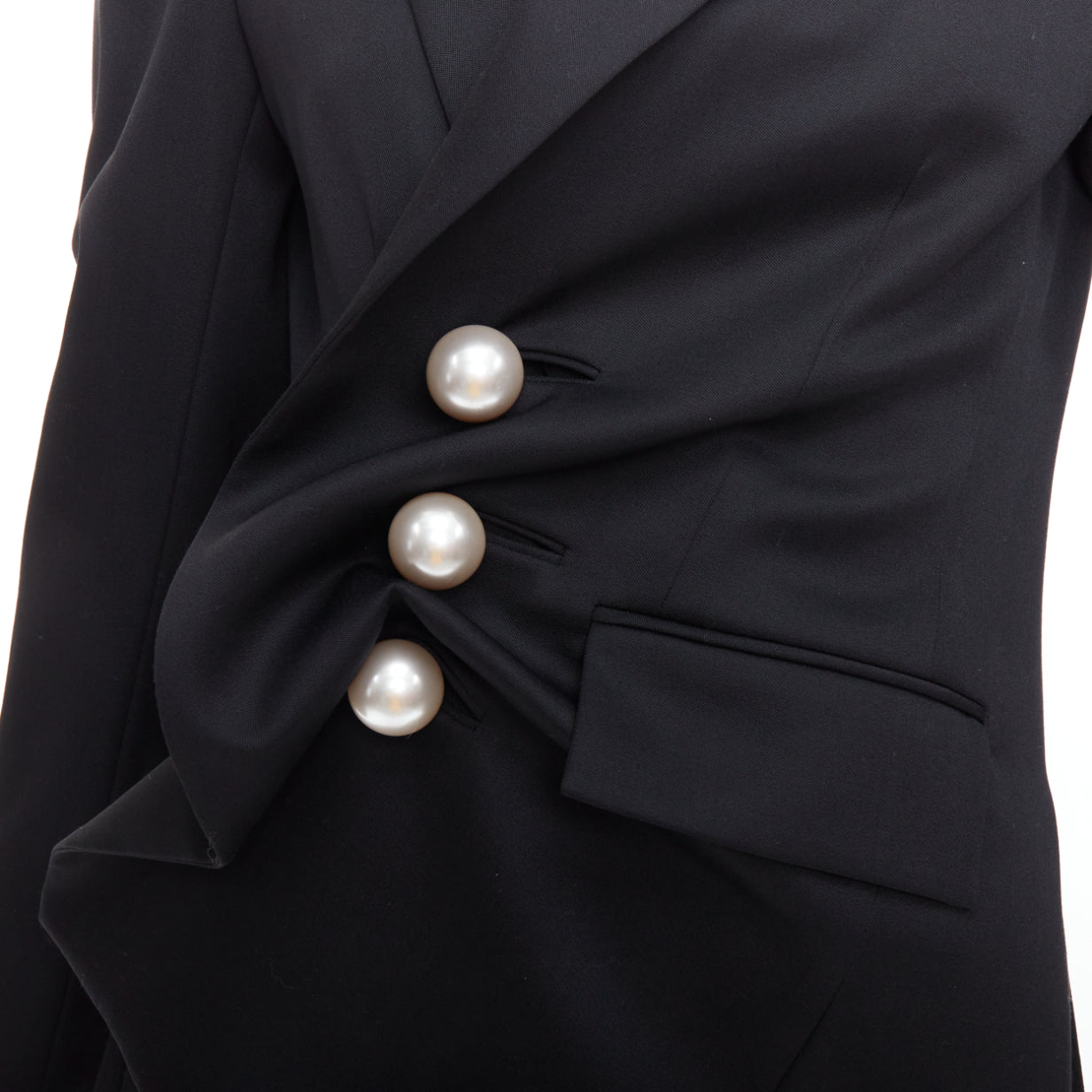 Kimhekim Venus - Back view