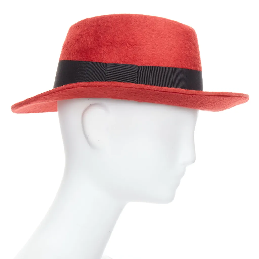 Saint Laurent Red Felt Fedora Red Wool Never worn - Model View