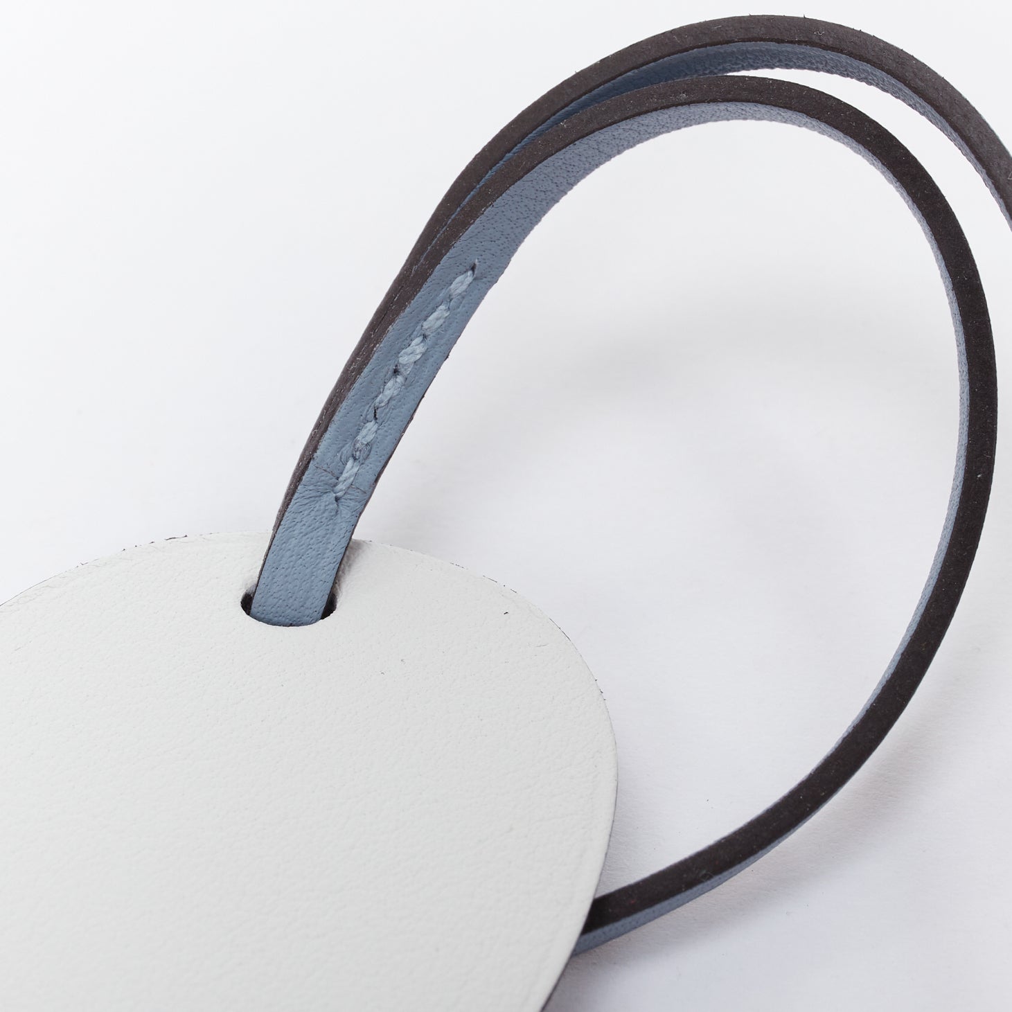 Hermès Pegasus - Side view