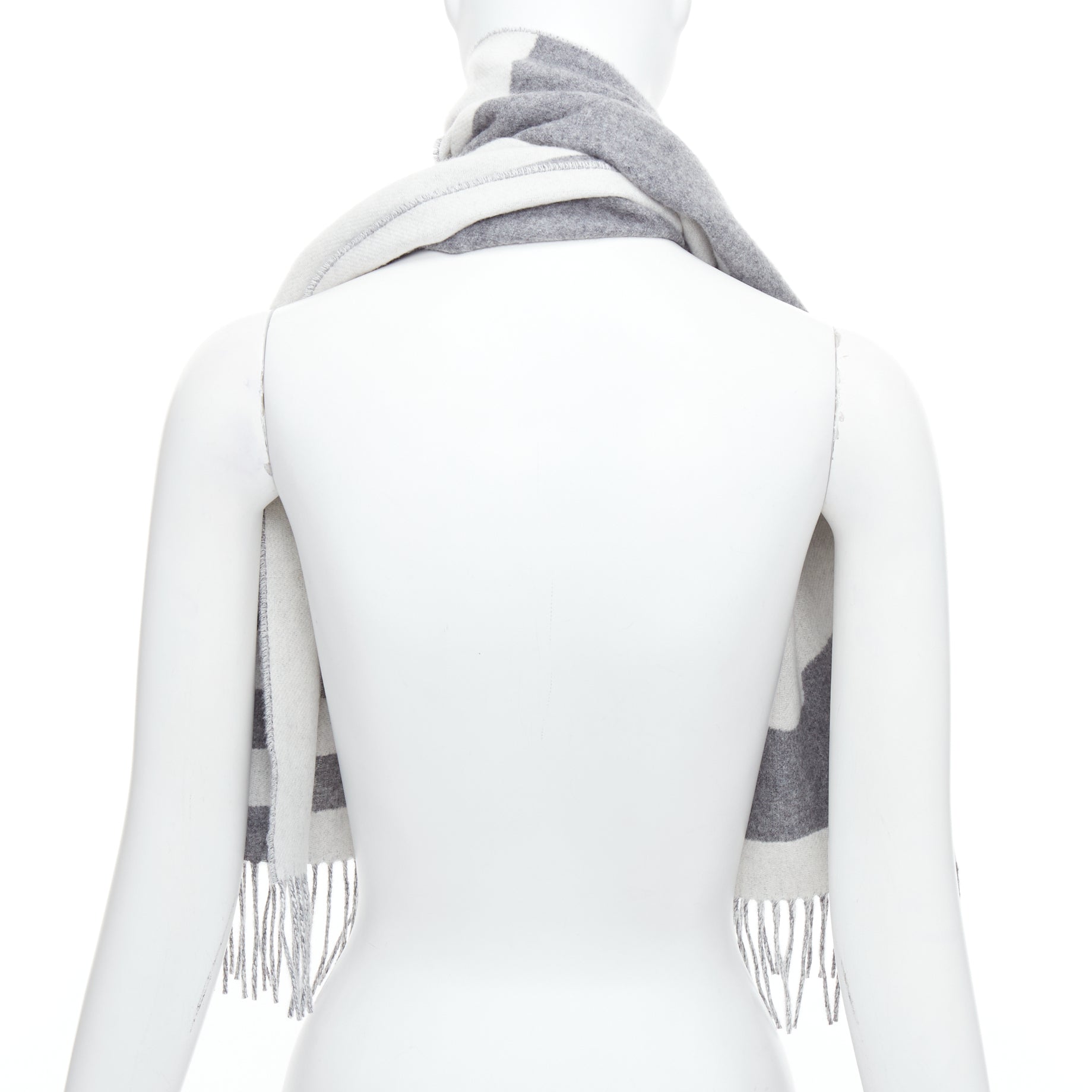 Hermès Horse Head Scarf - Side view