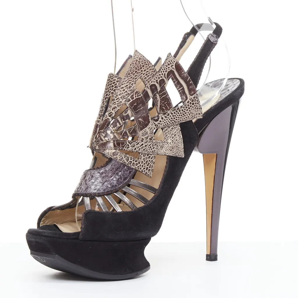 Nicholas Kirkwood Scaled Platform Sandals Black Leather Very good - Model View