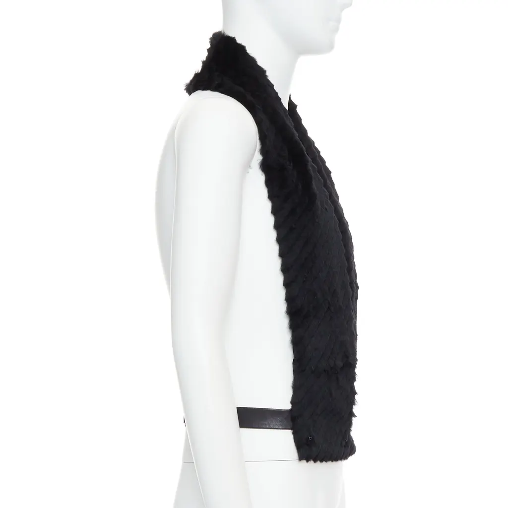 Versace Fur Belt Scarf Vest Black Very good - Model View