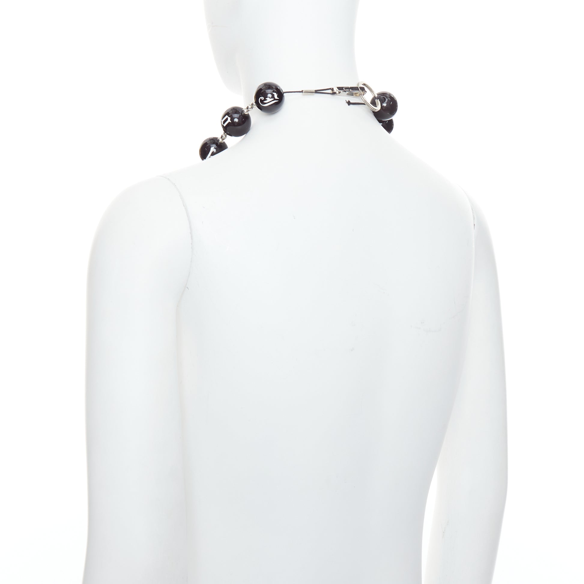 John Galliano Gothic Necklace - Detail 1