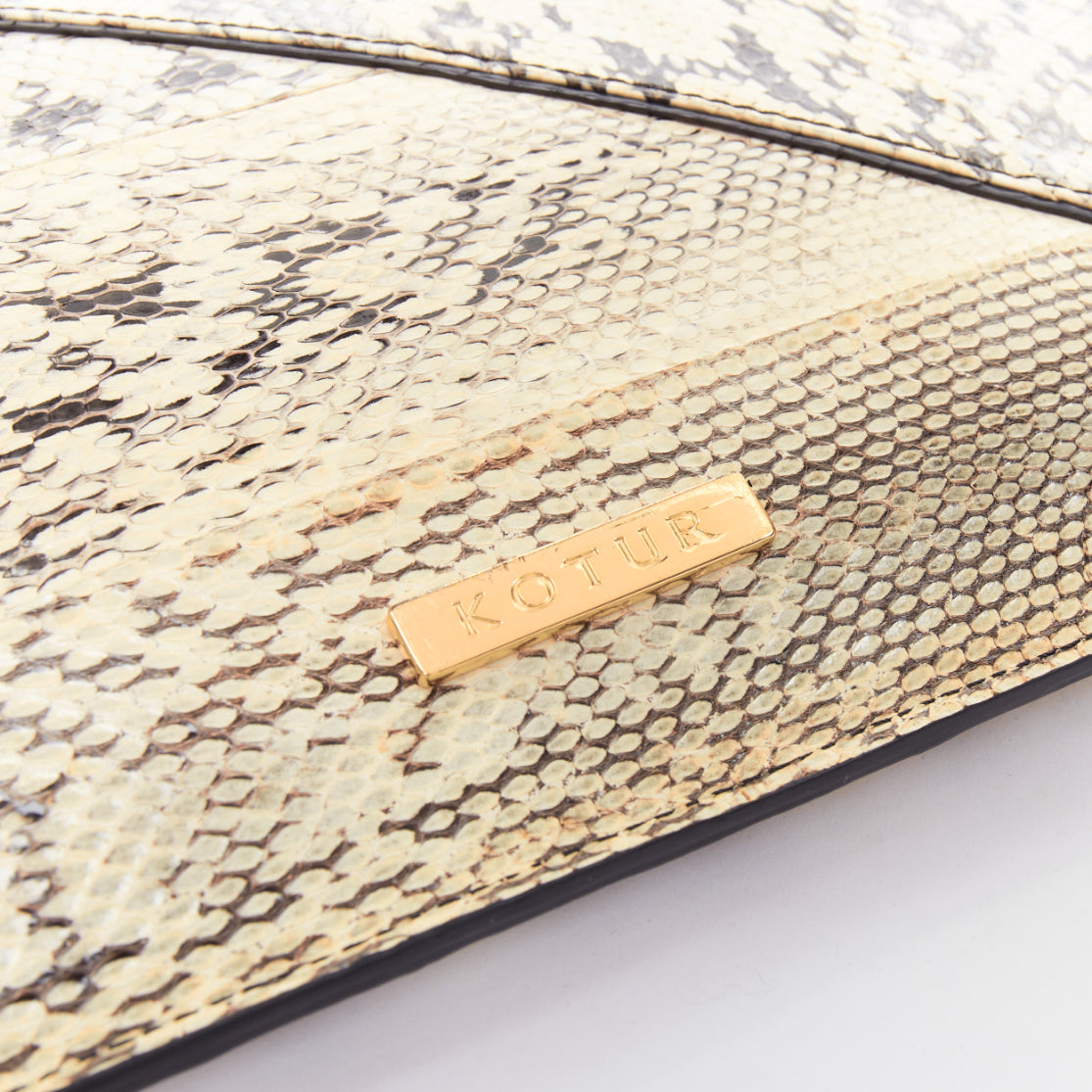 Kotur Printed Leather Zip Pouch - Detail 1