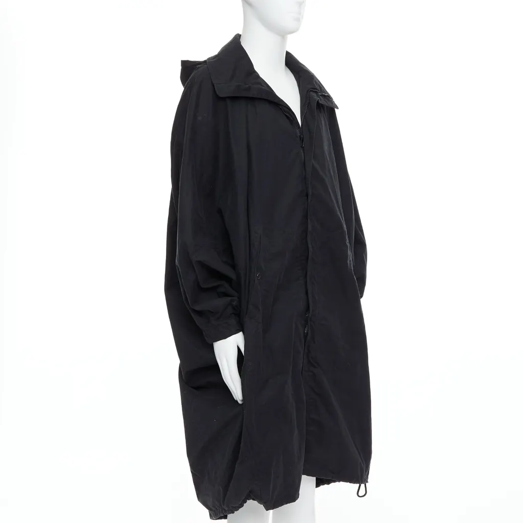 Lemaire Black Cocoon Anorak Coat Black Cotton Fair - Back View