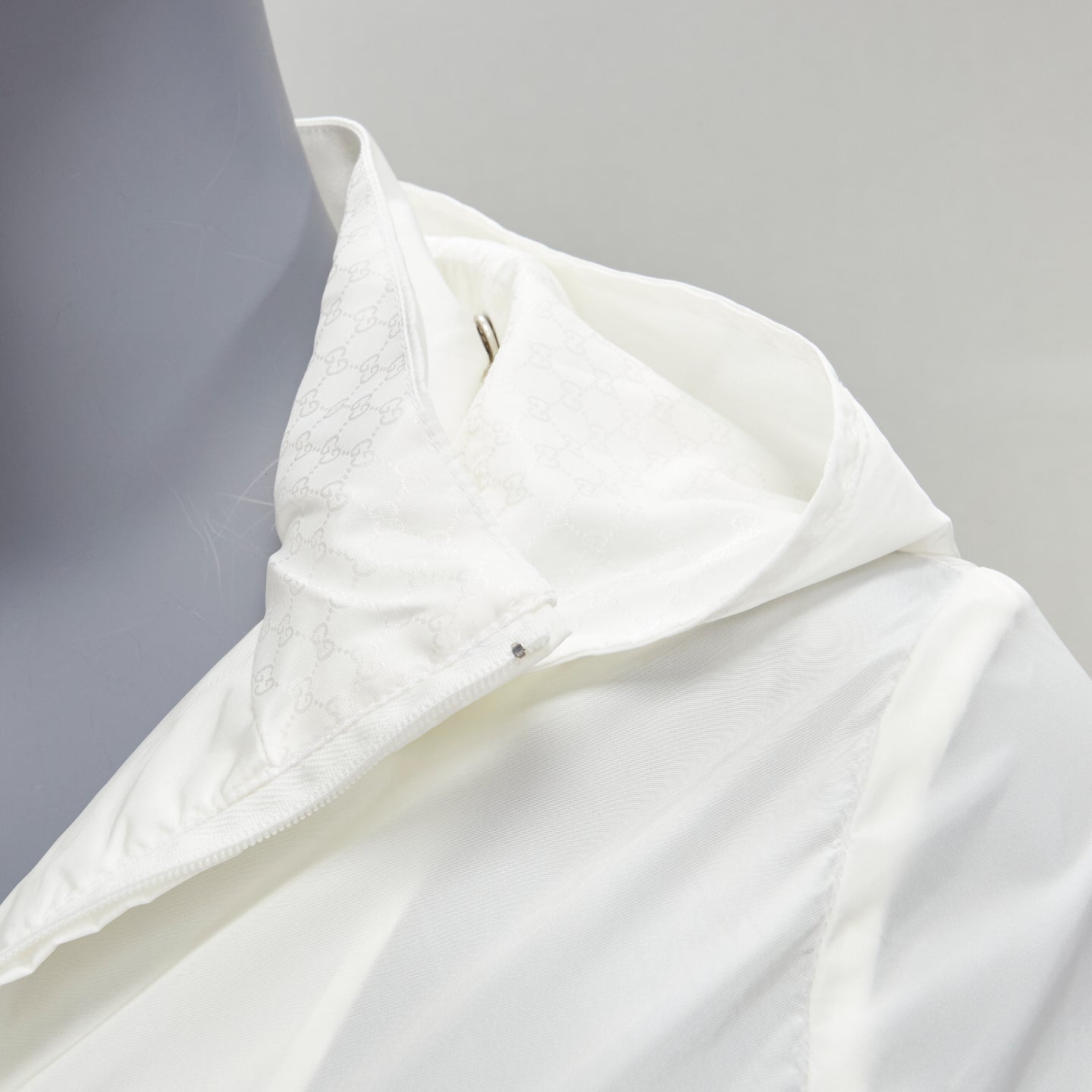 Gucci Ivory Peplum Hooded Jacket - Image 10