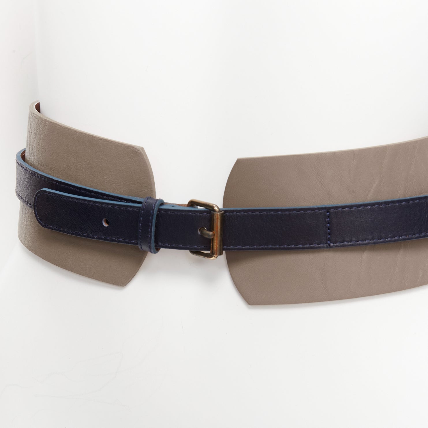 Maison Boinet Medusa Oval Black Belt - Back view