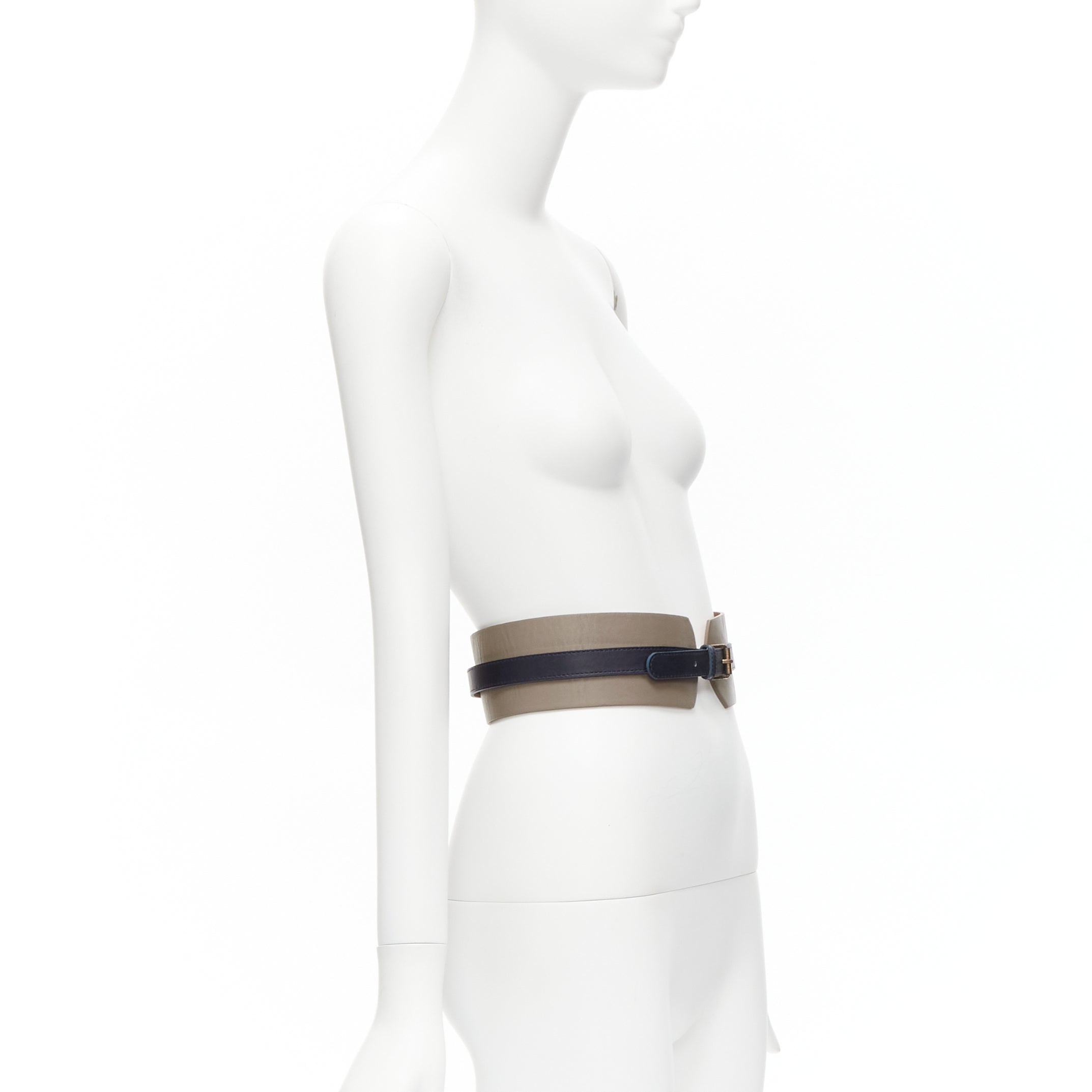 Maison Boinet Medusa Oval Black Belt - Image 6