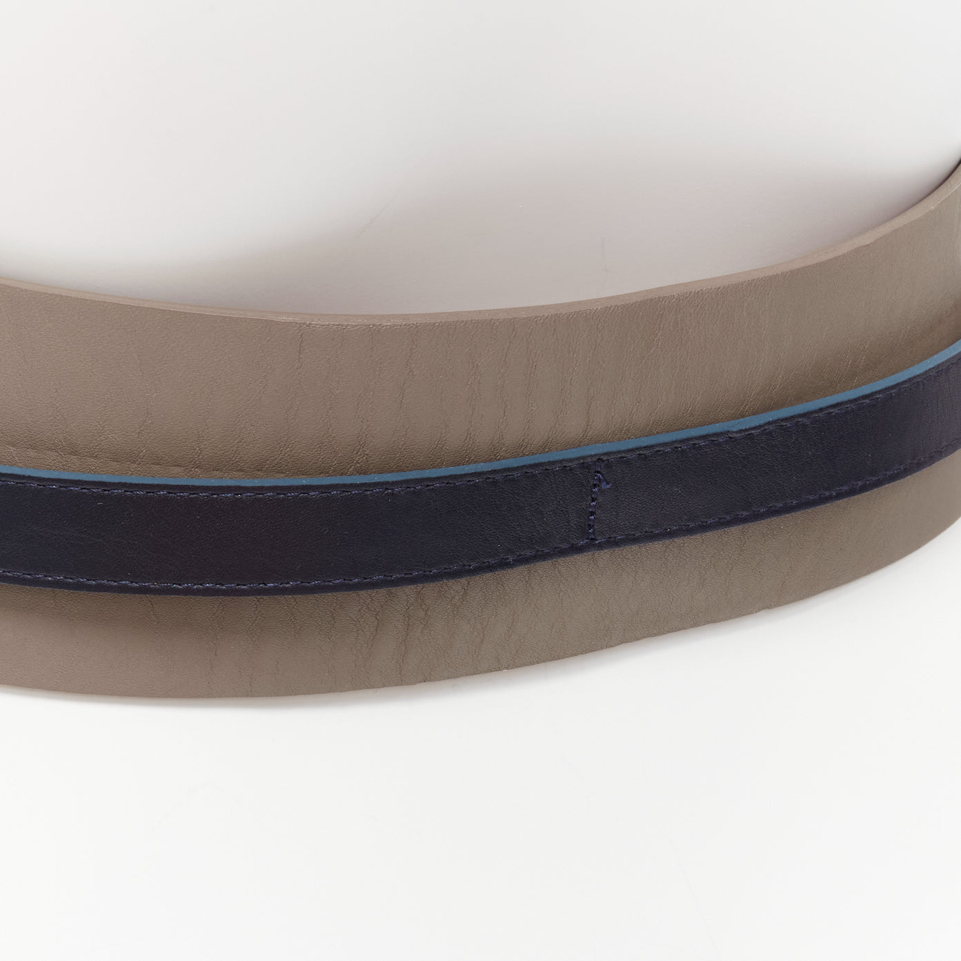 Maison Boinet Medusa Oval Black Belt - Detail 2