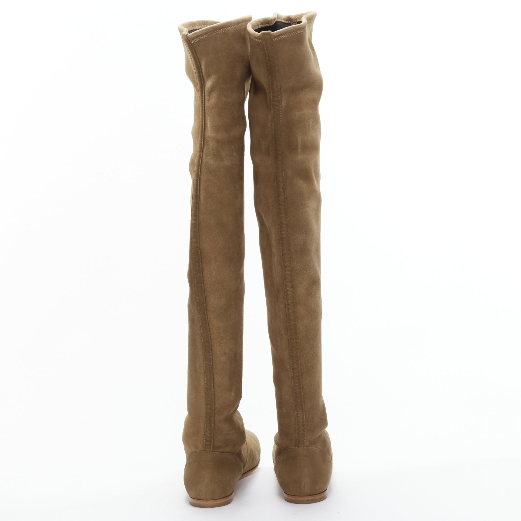 Gianvito Rossi Camoscio - Side view