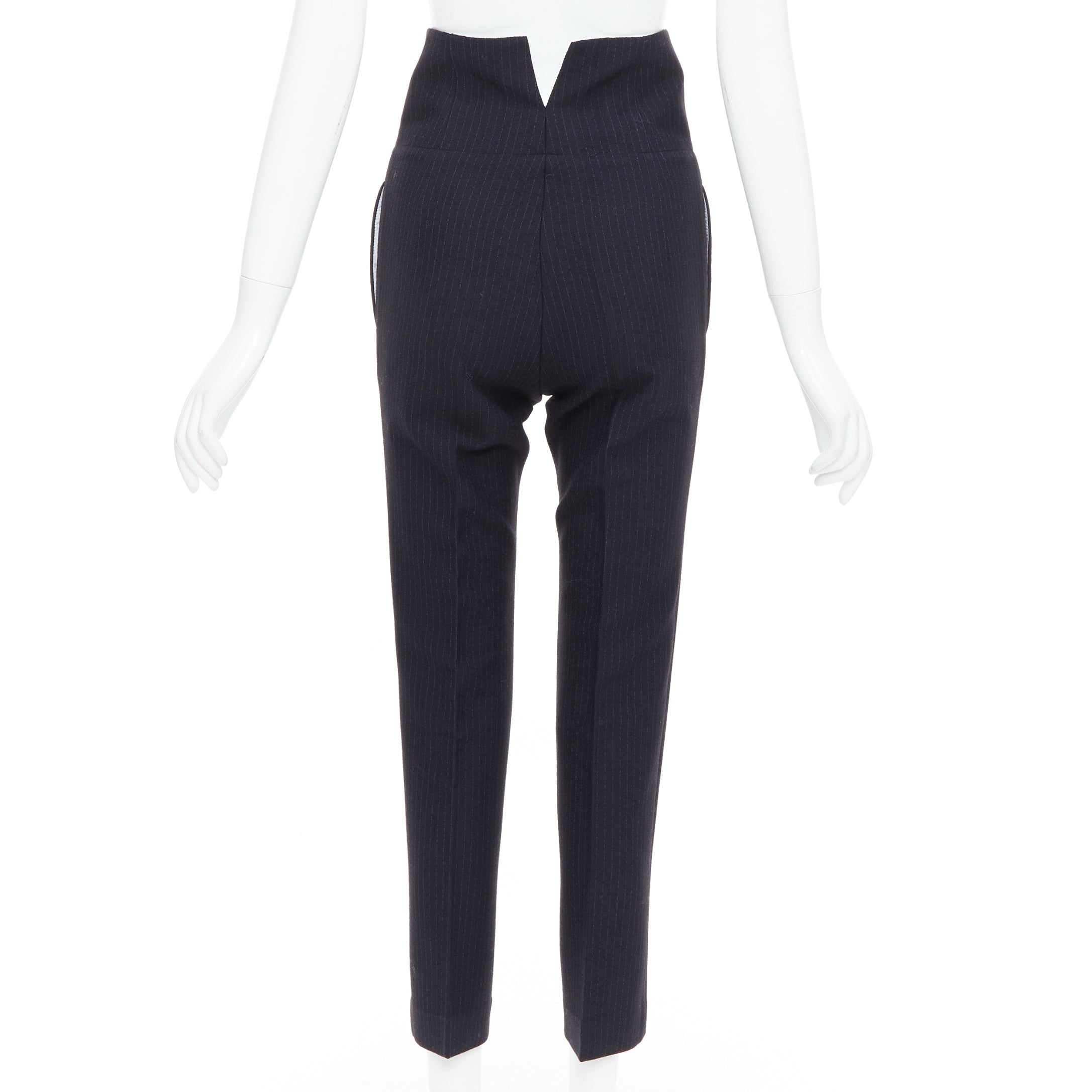 Joseph Yoyo - Side view