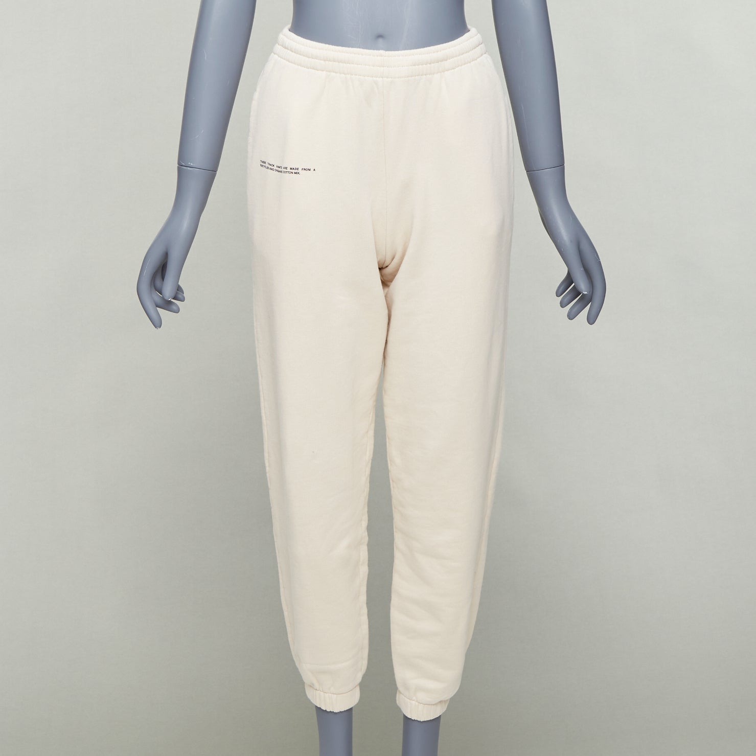 The Pangaia Recycled Cotton Set - Detail 2