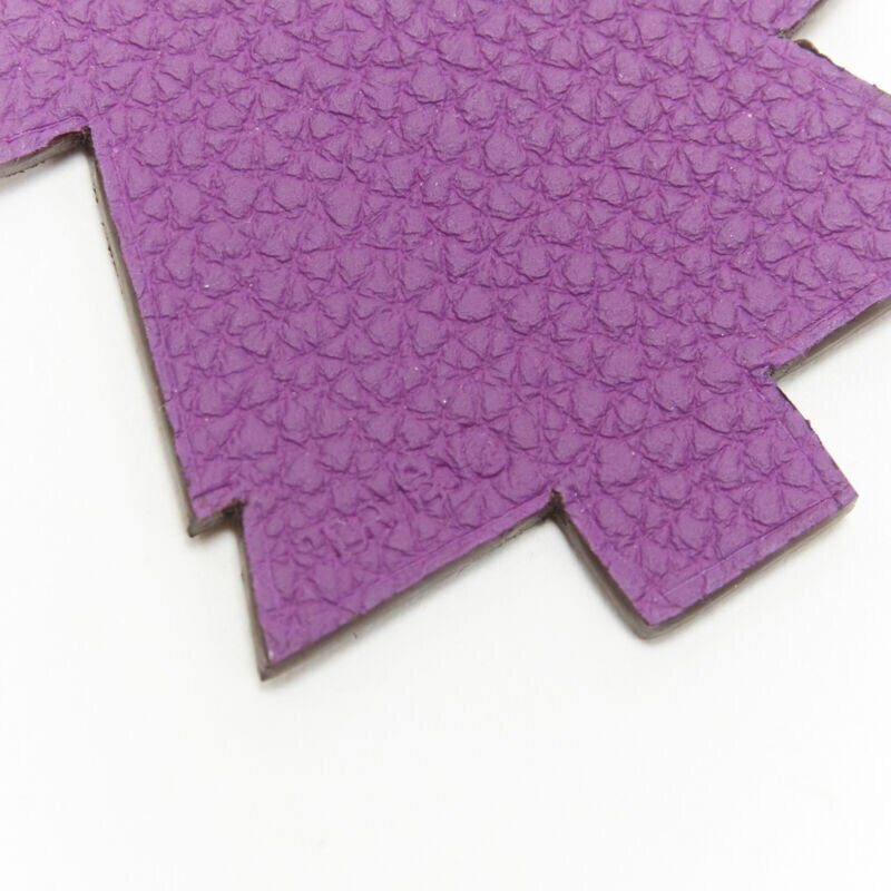 Hermès Rubber Logo Zip Clutch - Detail 1