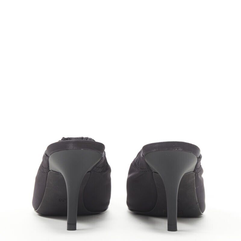 Yeezy Track pants mule - Side view