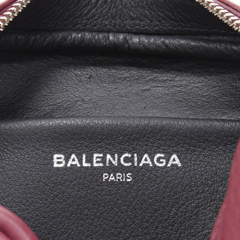Balenciaga Black Logo Camera Bag - Image 13