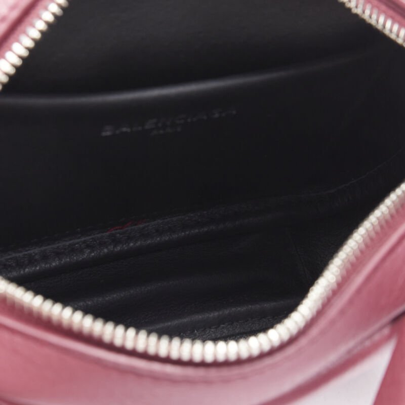 Balenciaga Black Logo Camera Bag - Image 14