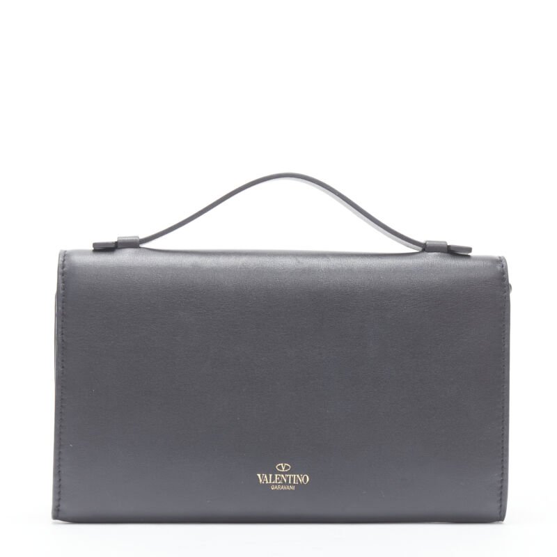 Valentino Garavani Heart Chain Clutch - 4