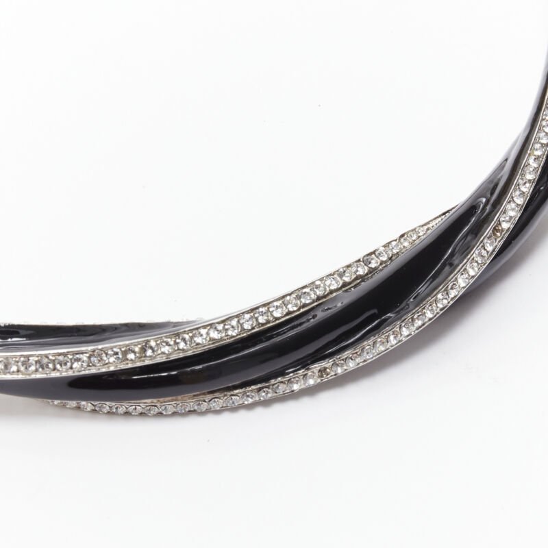 Saint Laurent Twist Charm Necklace - Detail 1