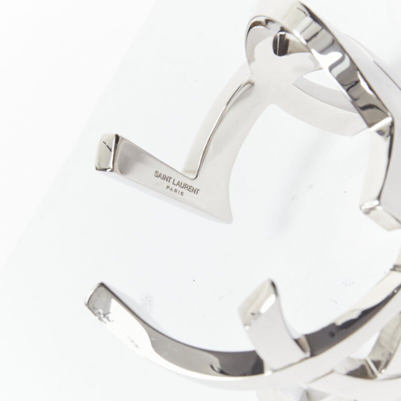Saint Laurent YSL logo Cassandre cuff - Detail 1
