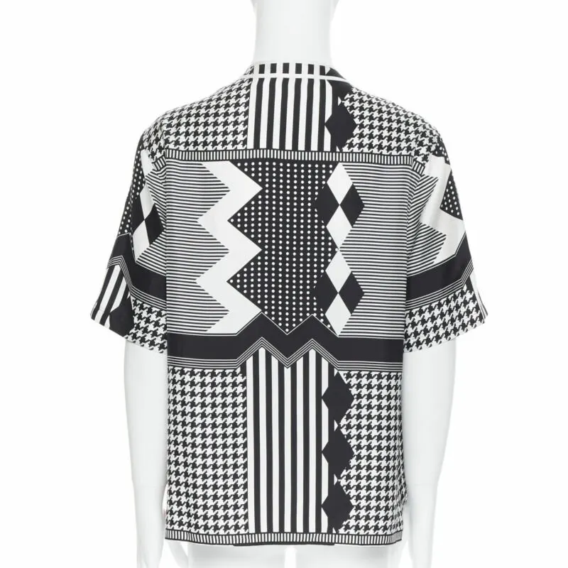 Versace Chevron Print Shirt Red Silk Never worn, with tag - Box View