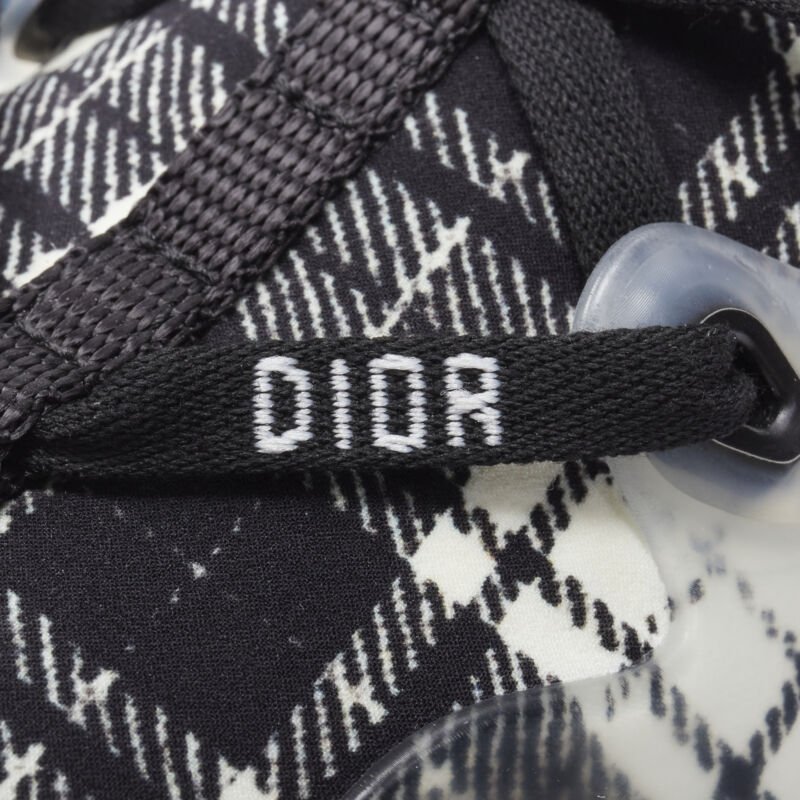 Christian Dior Check Chunky Sneakers - Detail 2