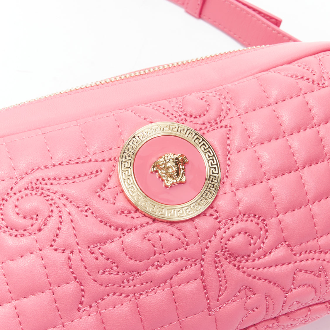 Versace Pink Baroque Waist Bag - Detail 1