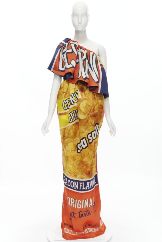 Moschino Potato Chip Gown - Image 13