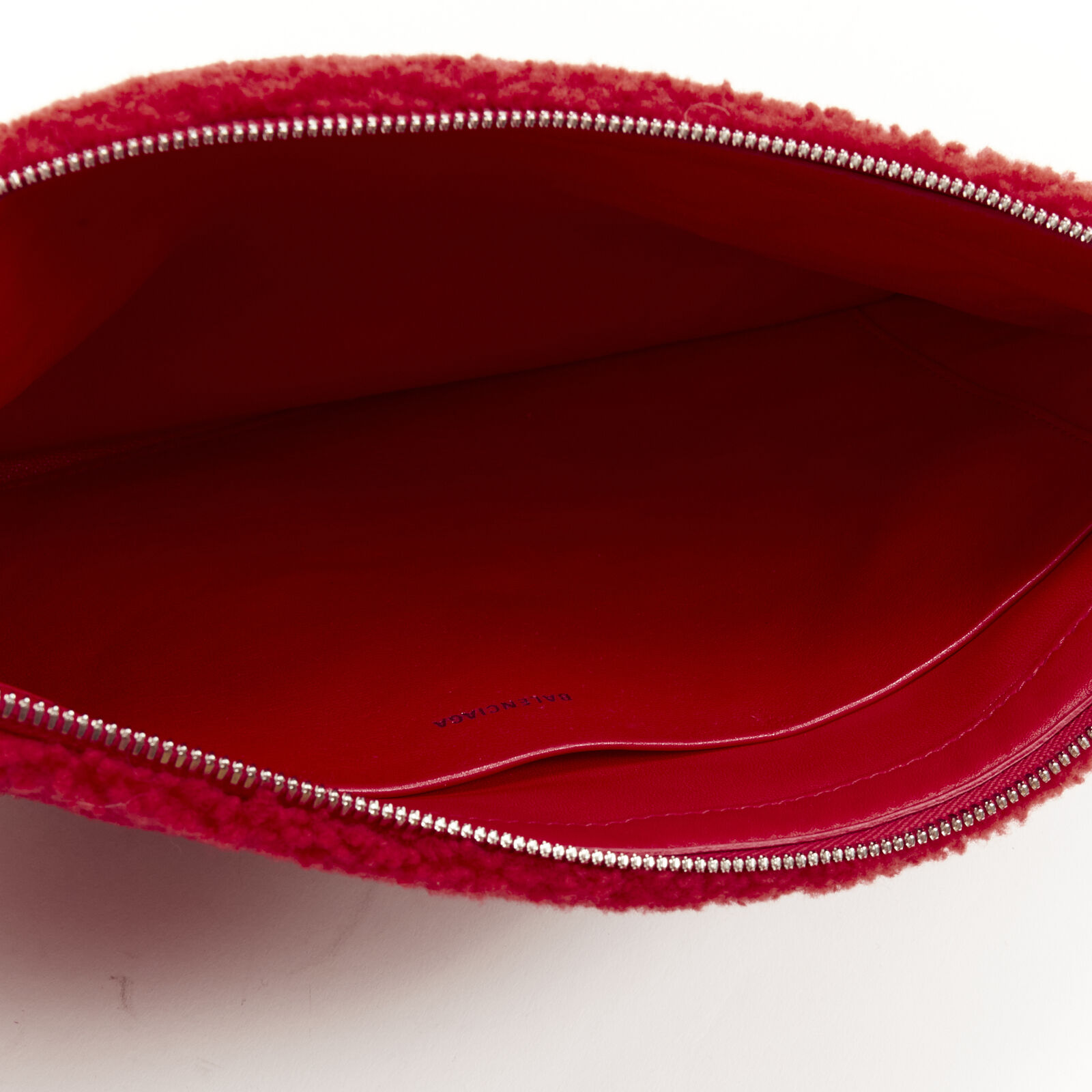 Balenciaga Shearling Zip Clutch - Detail 2