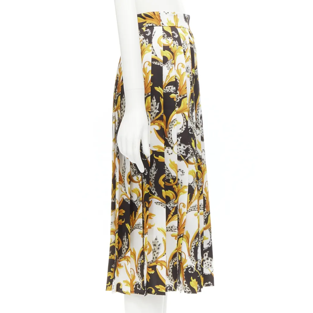 Versace Barocco Acanthus Skirt Black Polyester Never worn, with tag - Model View