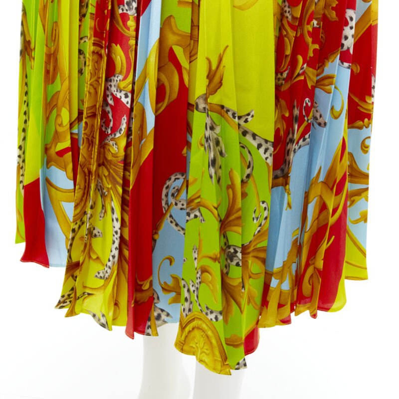 Versace Medusa Pleat Skirt - Detail 2