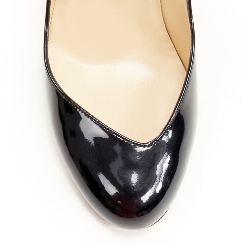 Christian Louboutin Angled Vamp Pumps - Detail 1