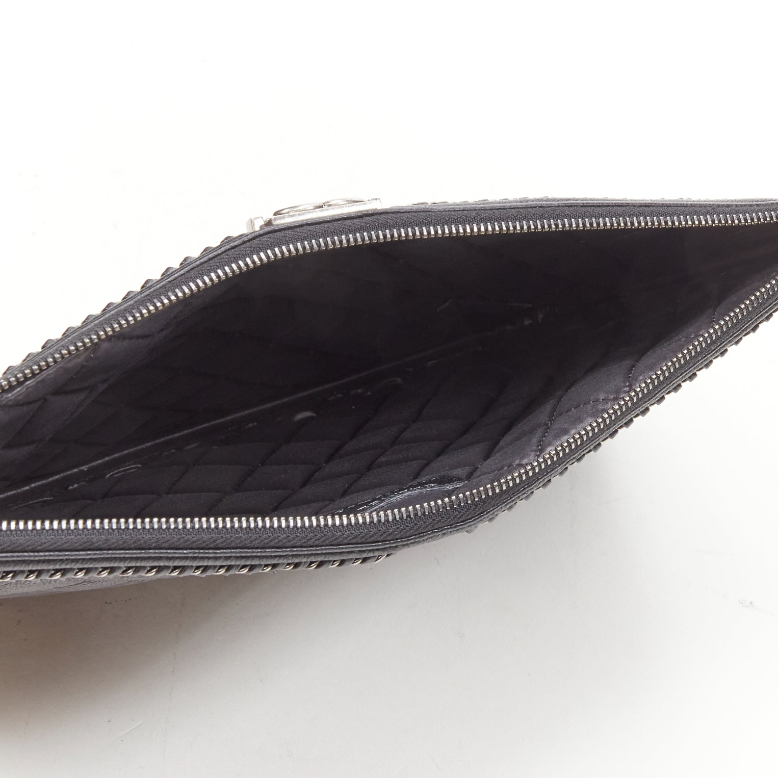 Chanel O Case - Image 10