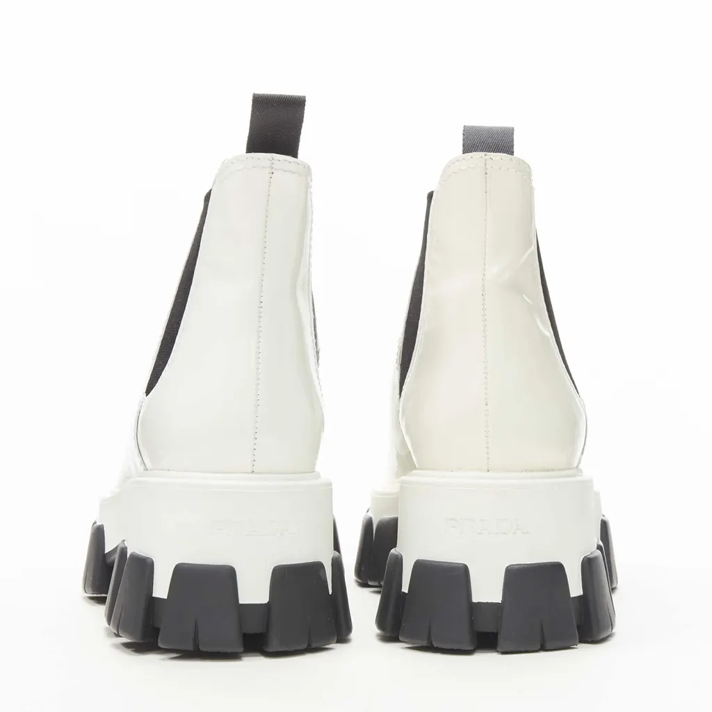Prada Suede Fur Mules White Good - Box View