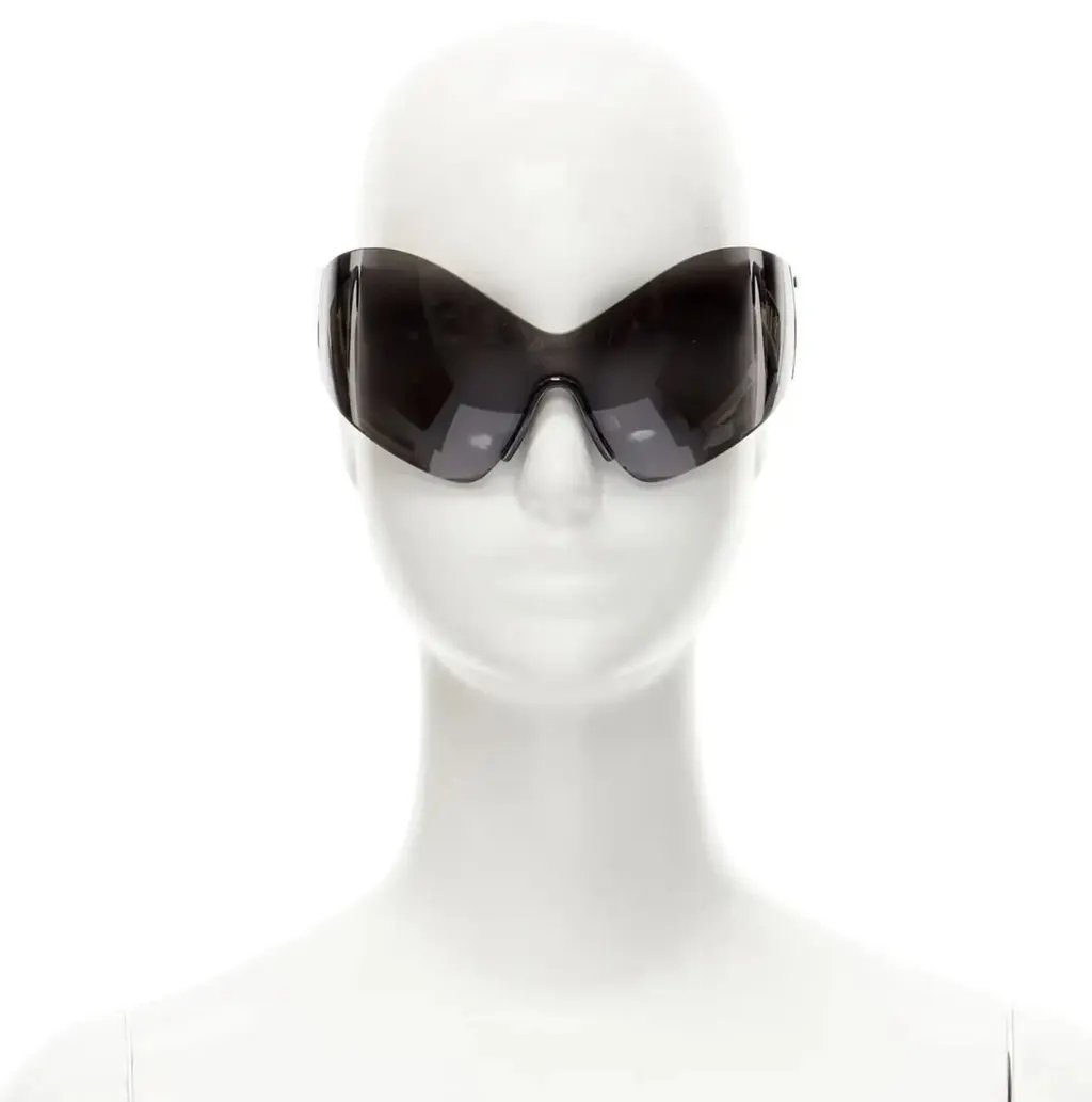 Balenciaga BB0180S-001 Black Plastic Never worn, with tag - Front View