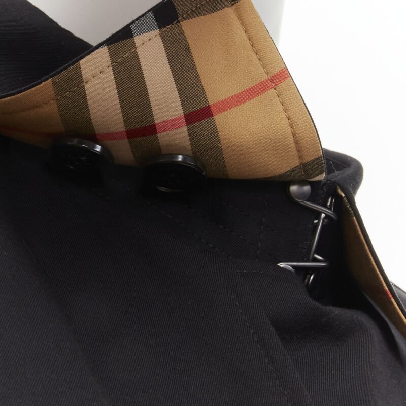 Burberry Black Heritage Trench - Image 11