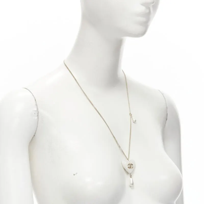 Chanel Heart Drop Necklace White Metal Never worn - Inside View