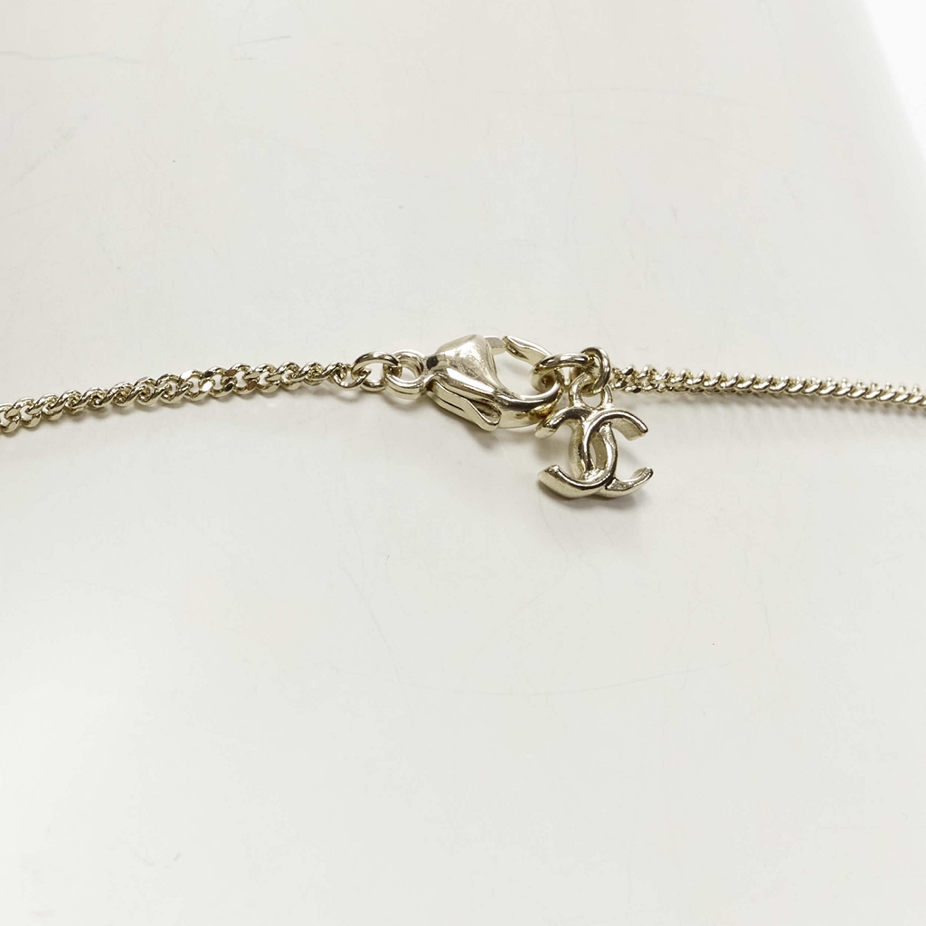 Chanel Heart Logo Necklace - Detail 1