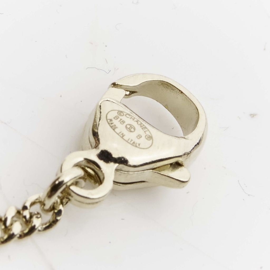 Chanel Heart Logo Necklace - Image 10