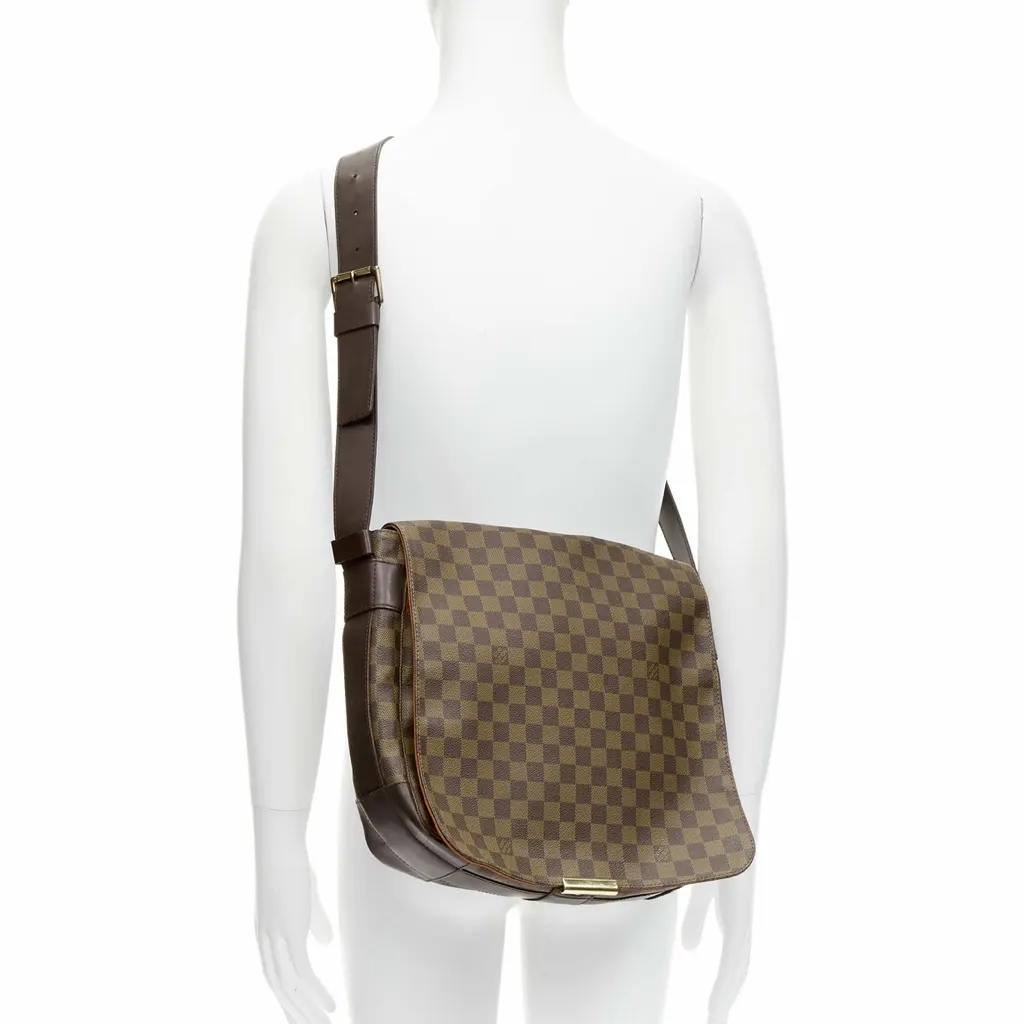 Louis Vuitton Bastille Brown Good - Back View