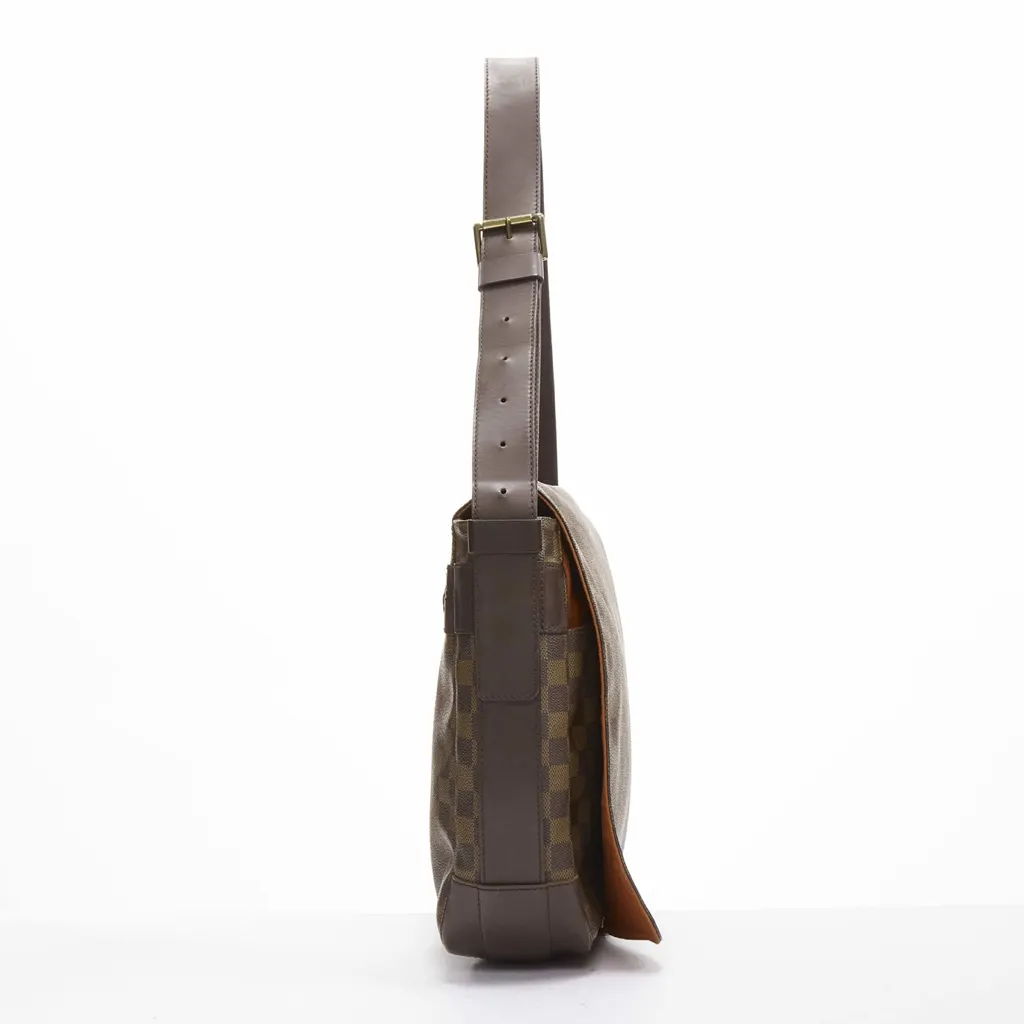 Louis Vuitton Bastille Brown Good - Model View
