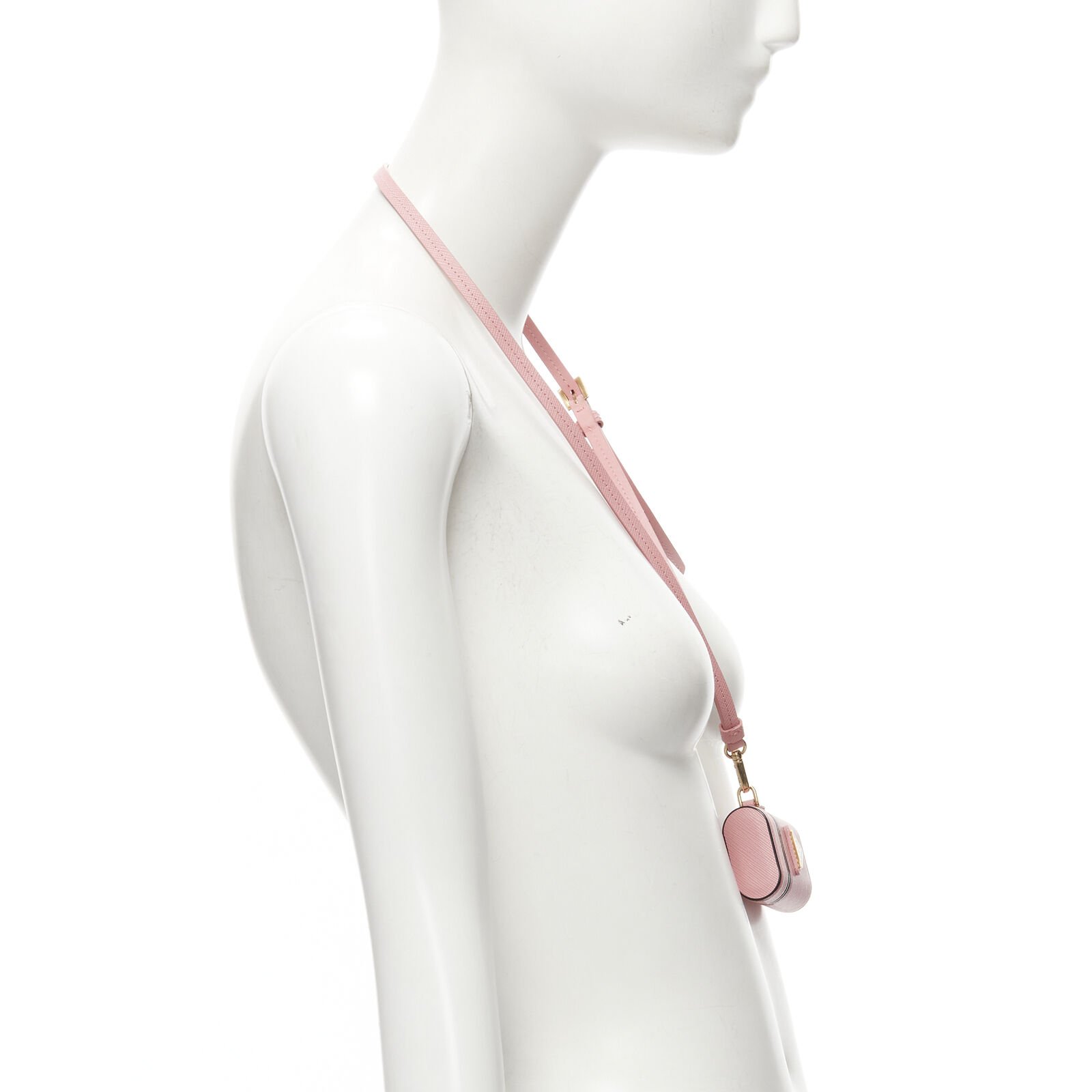 Prada AirPods case - 4