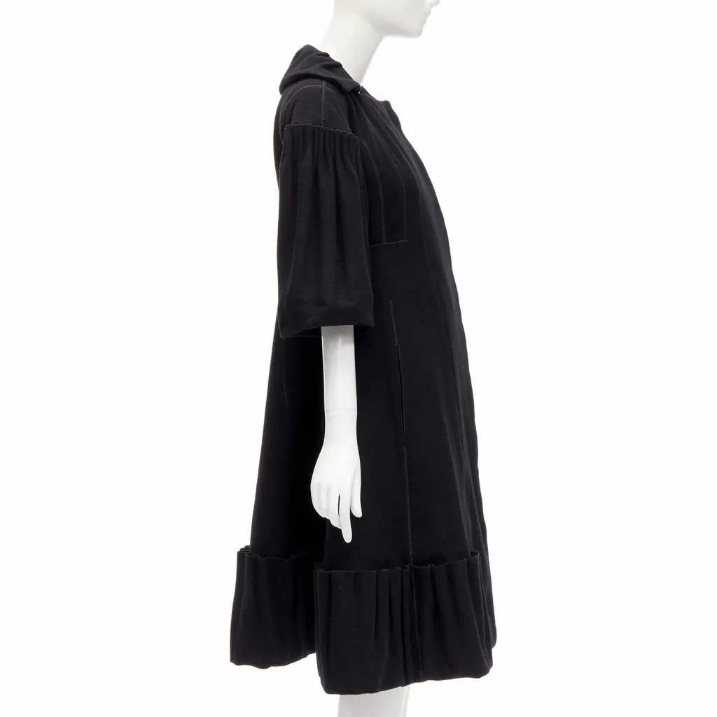 Louis Vuitton Black Victorian Coat Black Wool Very good - Box View