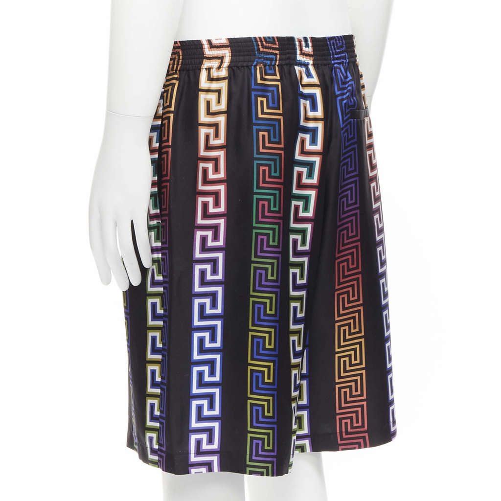 Versace Neon Greca Shorts - Detail 1